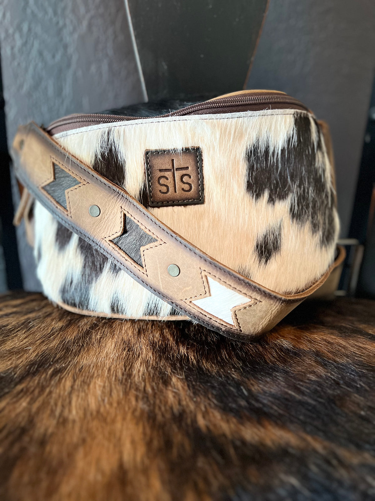 Roswell Cowhide Hildy Belt Bag