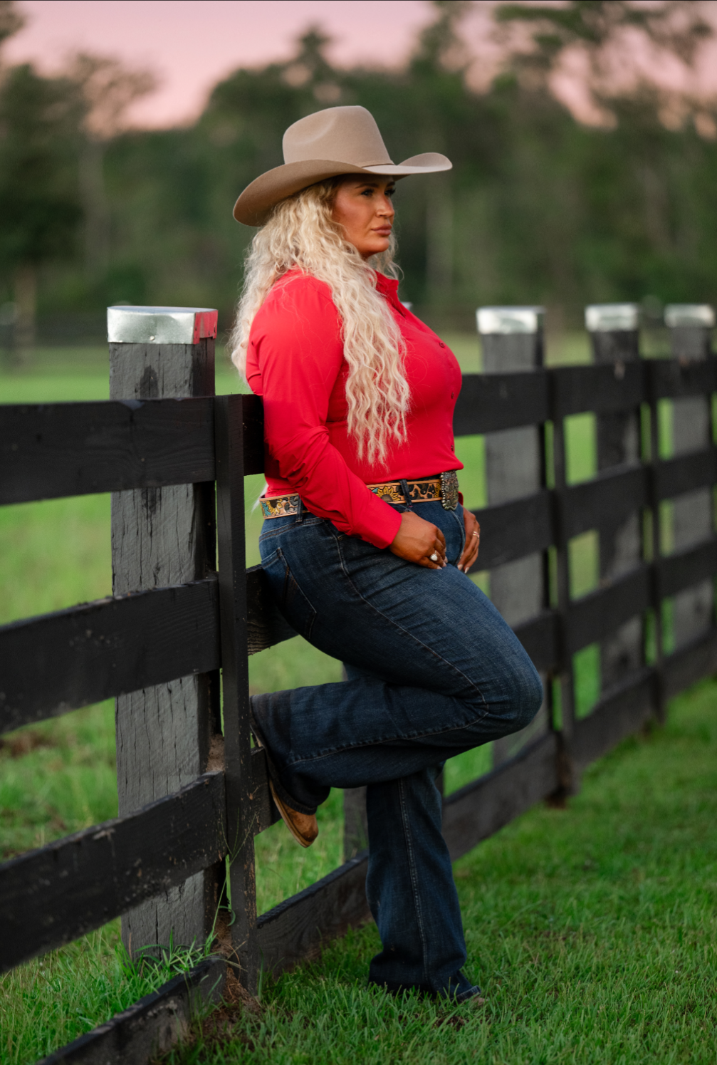 Bright Red cooling material pullover